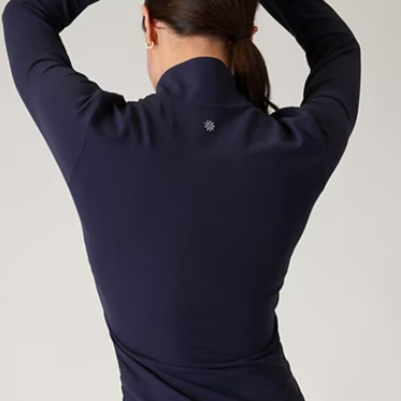 Transcend Half Zip - Picture 2 of 11